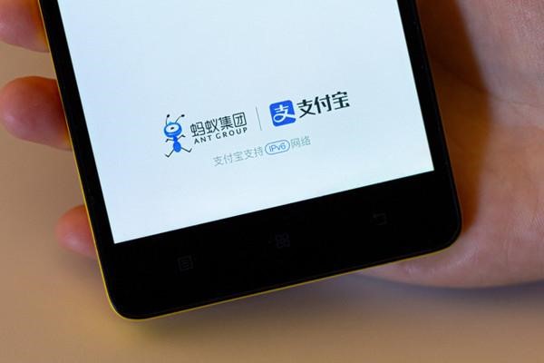 头部交易所格局基本稳定，OKEx表现依旧亮眼